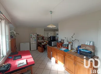 House in Parthenay (79200)