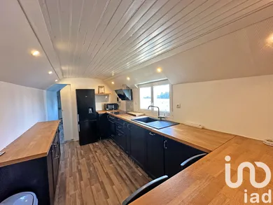 Barge in Conflans-Sainte-Honorine (78700)