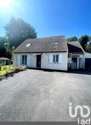 House at Bazoches-sur-le-Betz (45210)