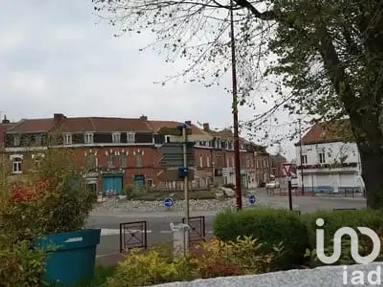 Immeuble 210 m² · à Sallaumines · 210 m² · 220 000 €