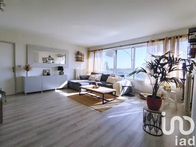 Apartment at Élancourt (78990)