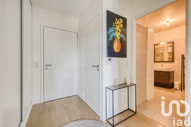 Apartment in Le Plessis-Robinson (92350)