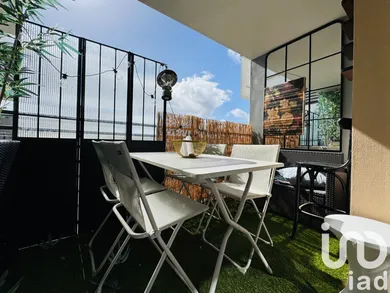 Apartment in Villejuif (94800)