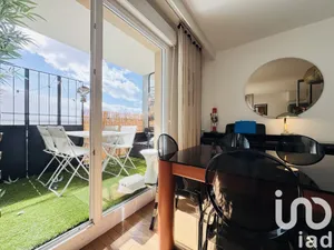 Apartment at Villejuif (94800)