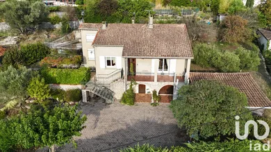 Maison traditionnelle à Saint-Étienne-de-Fontbellon (07200)