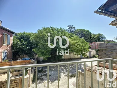 Studio à L'Isle-sur-la-Sorgue (84800)