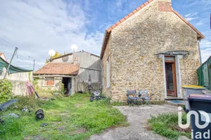 House at Aubergenville (78410)