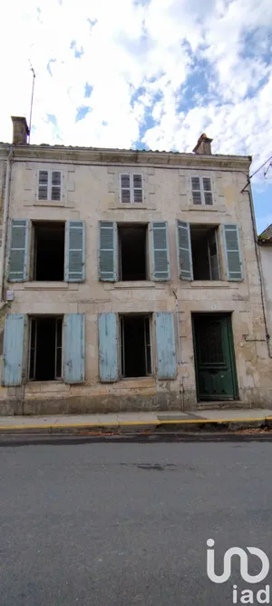 Maison de ville à Aulnay (17470)