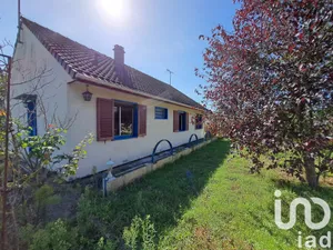 House at Chemilly (03210)