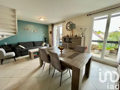 Duplex à Montigny-le-Bretonneux (78180)