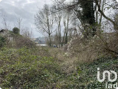 Terrain à Le Mée-sur-Seine (77350)