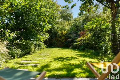 Townhouse at Suresnes (92150)
