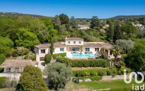 Maison d'architecte à Mouans-Sartoux (06370)