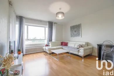 Apartment in Longjumeau (91160)