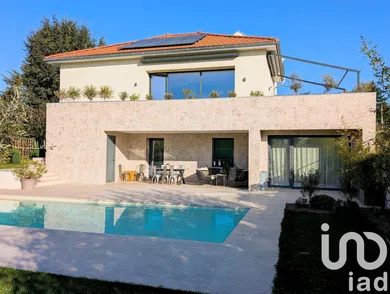 Maison à Saint-Didier-au-Mont-d'Or (69370)