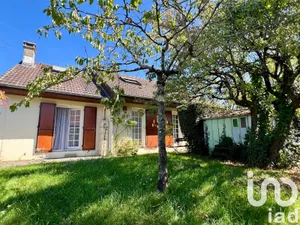House at Bourges (18000)