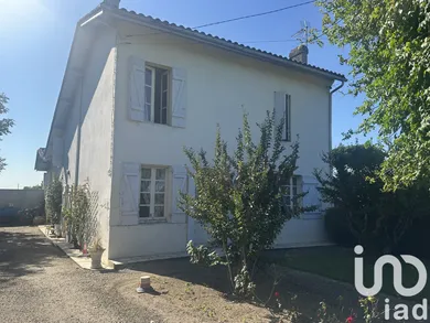 Maison à MOULIETS-ET-VILLEMARTIN (33350)