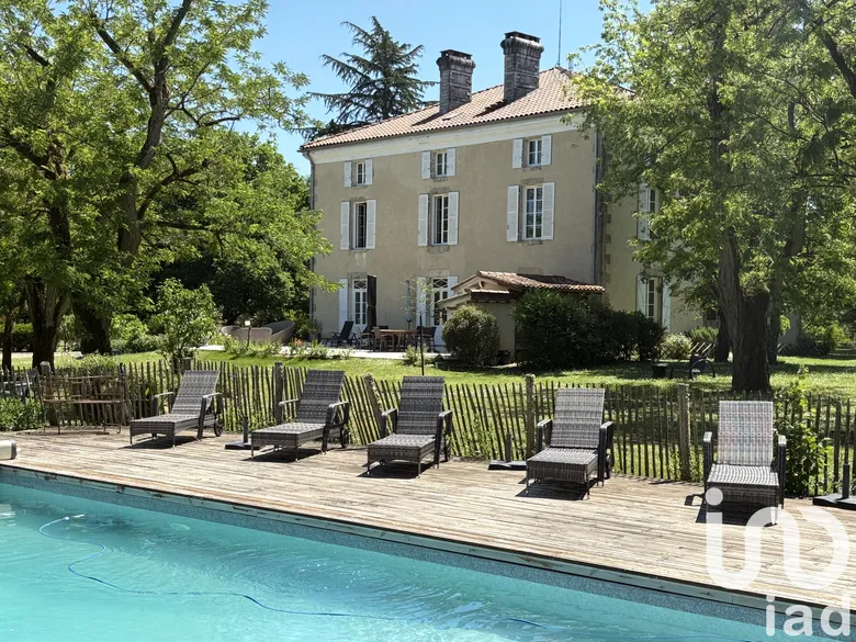 Maison 23 pièces 729 m² · à Losse · 729 m² · 975 000 €