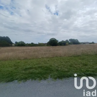 Land at belluire (17800)