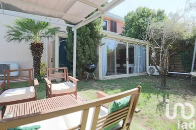 Townhouse at Salon-de-Provence (13300)