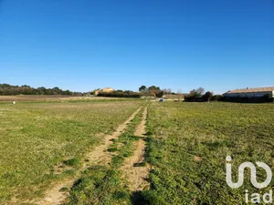 Terrain à bâtir à Castelnau-Valence (30190)