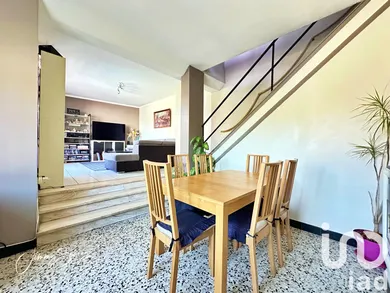 Townhouse at La Queue-en-Brie (94510)