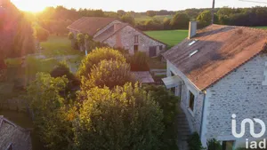 Maison traditionnelle à Chalais (24800)