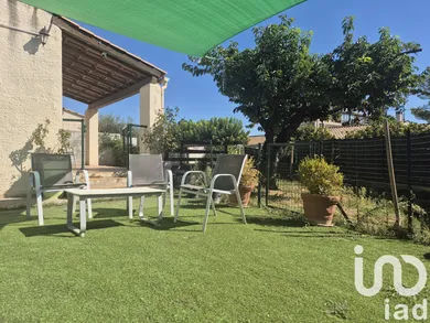 House in Volx (04130)