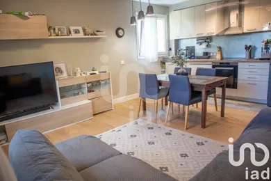 Apartment in Créteil (94000)