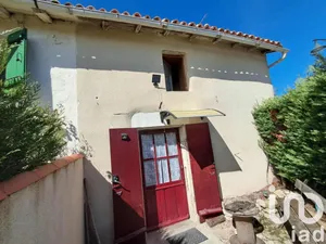 Village house at Essouvert (17400)