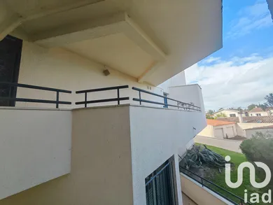Apartment in Bordeaux (33200)