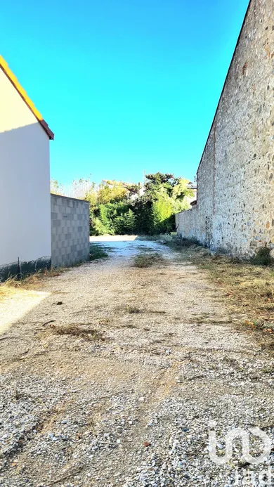 Building plot in Estagel (66310)
