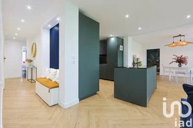 Apartment in Saint-Cloud (92210)