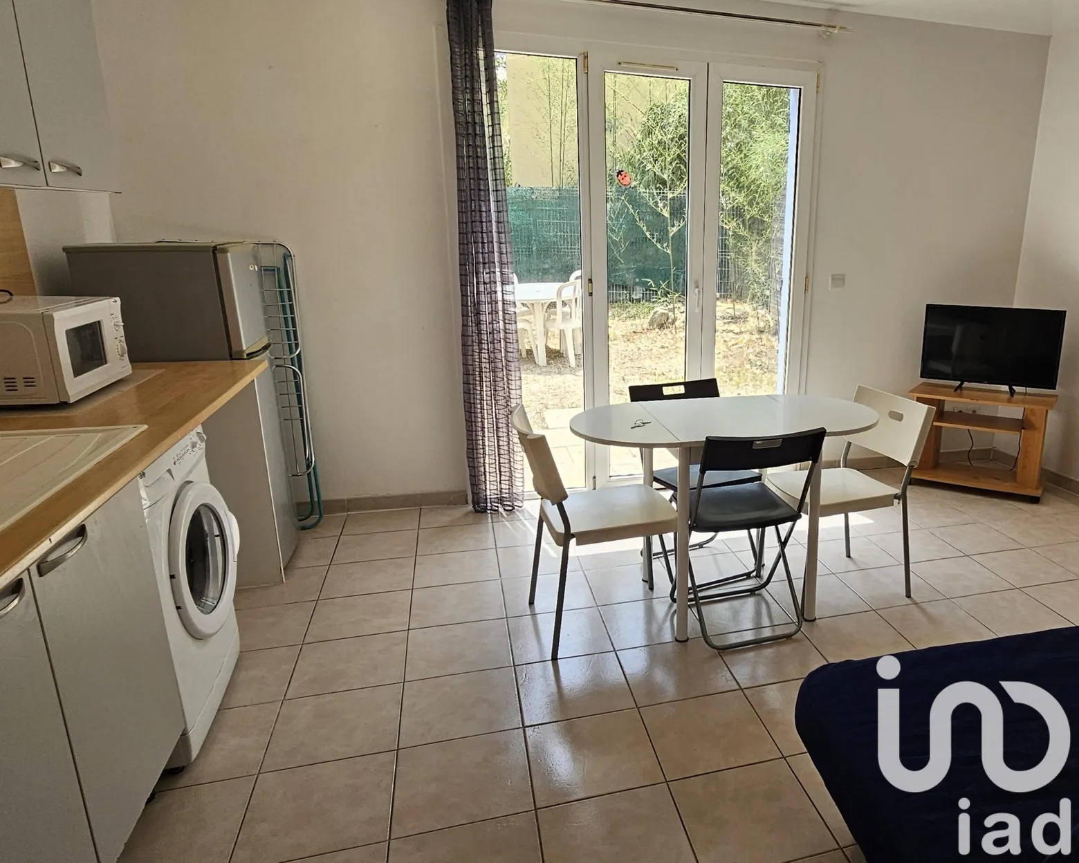 appartement à Rougiers