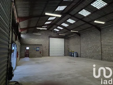 Garage at Loudun (86200)