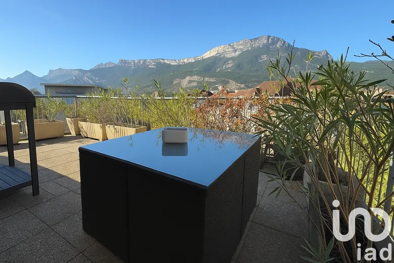 Appartement 4 pièces 102 m² · à Échirolles · 102,5 m² · 195 000 €