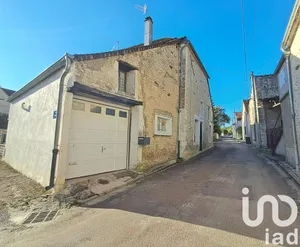 Maison de village à Vézinnes (89700)