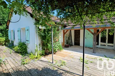 House at Saint-Fargeau (89170)