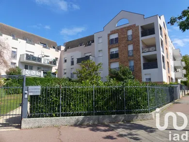 Appartement à Évry (91000)