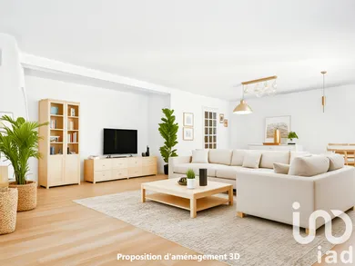 Maison traditionnelle à Montfermeil (93370)