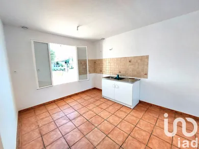 Maison de village à GENSAC (33890)