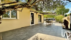 House at Macau (33460)