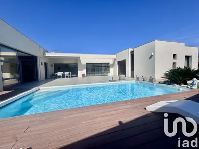 Maison d'architecte à Corneilla-la-Rivière (66550)