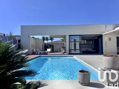 Architectural house at Corneilla-la-Rivière (66550)