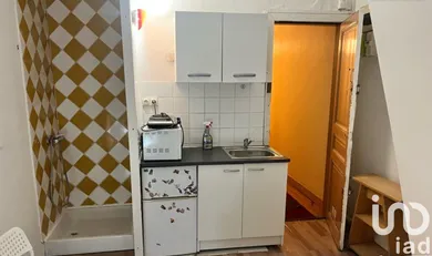 Apartment in Paris (75015)