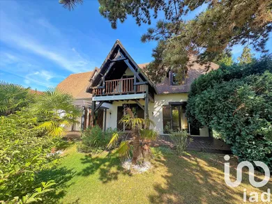 Maison traditionnelle à Le Mesnil-Esnard (76240)