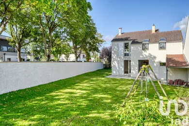 House at Chatou (78400)