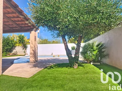 House at Istres (13800)