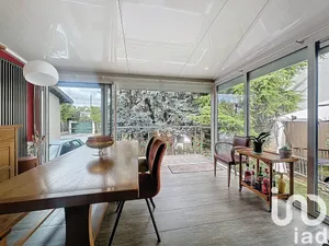 Traditional house at Orly (94310)