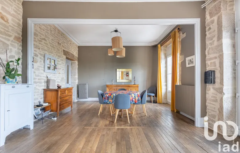 Maison 7 pièces 234 m² · à Mâcon · 234 m² · 339 000 €